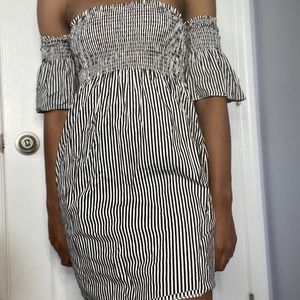 Ribbed strapless dress